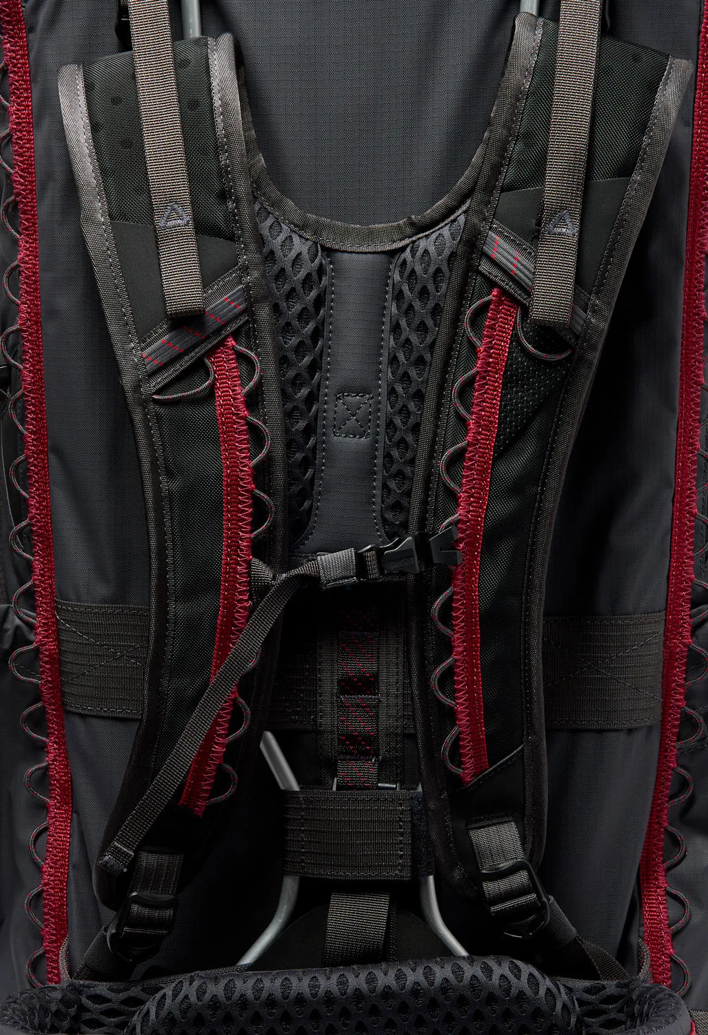 Klattermusen Vån WP Backpack 55L - Raven