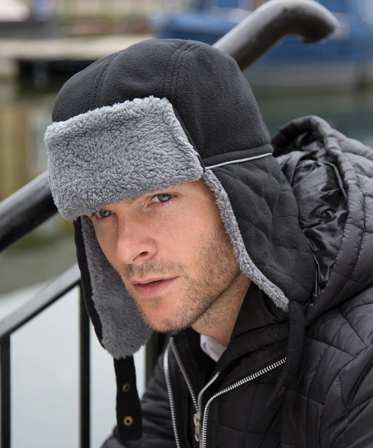 Ocean trapper hat | Red/Black